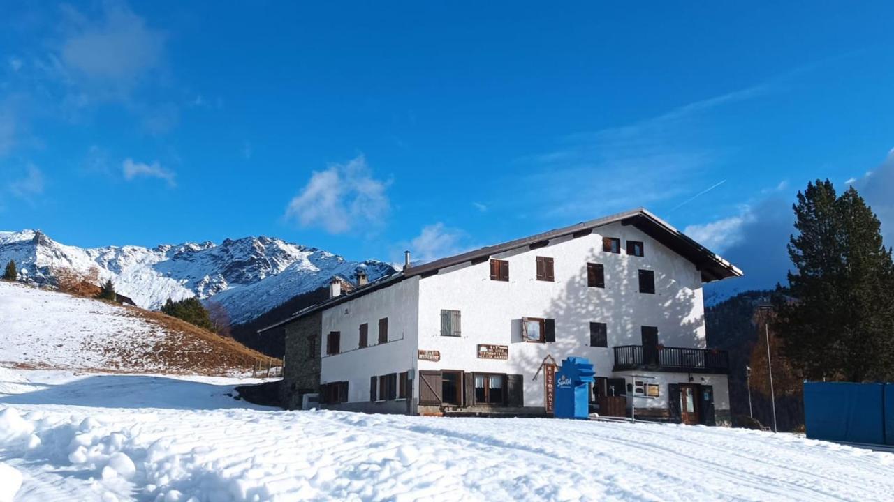 Locanda Ristorante Bar Del Lago Chamois Exterior photo